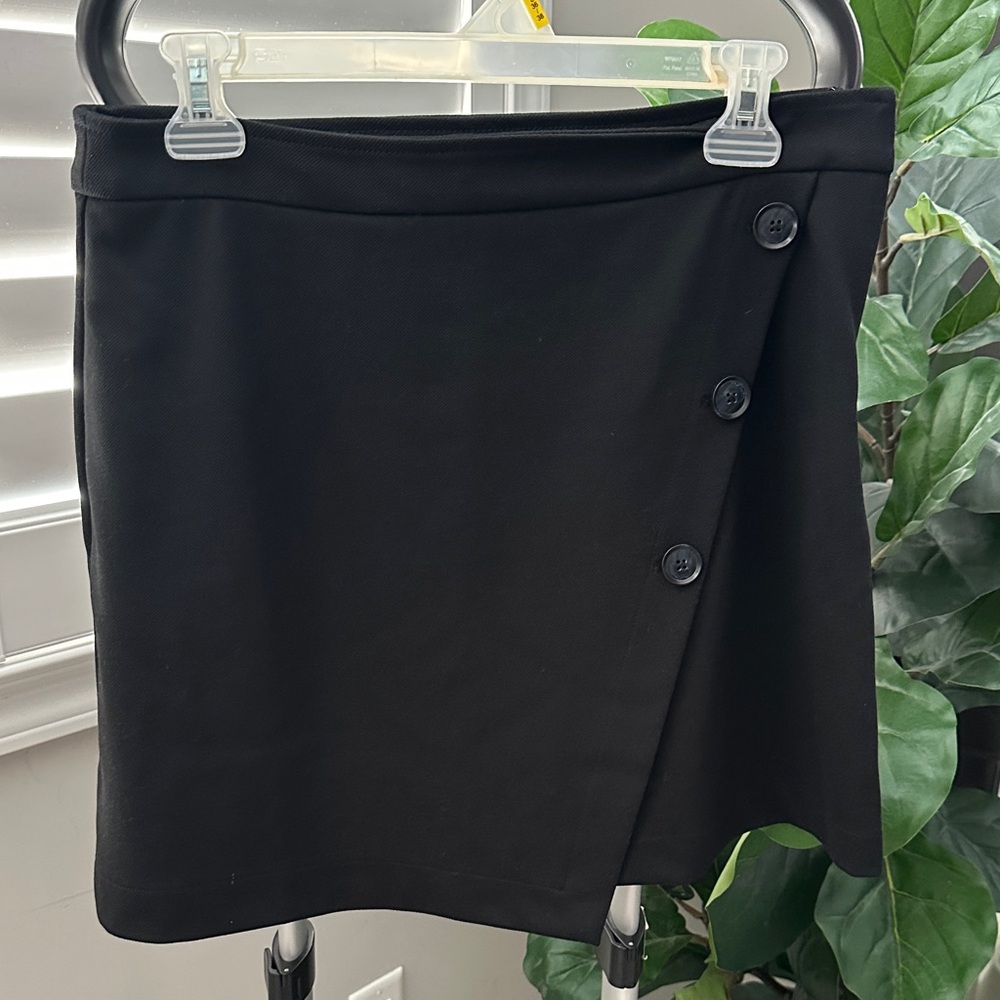 Banana Republic Black Asymmetrical Button Skirt